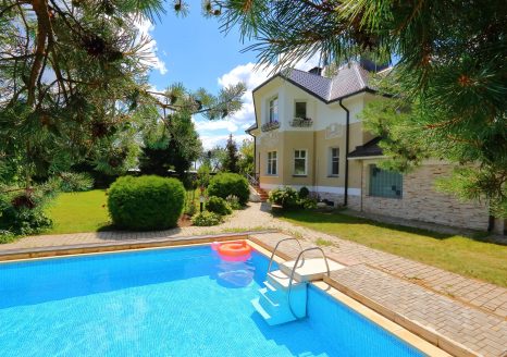 Family pool