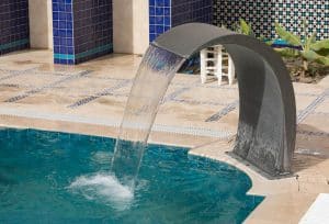 pool with fountain